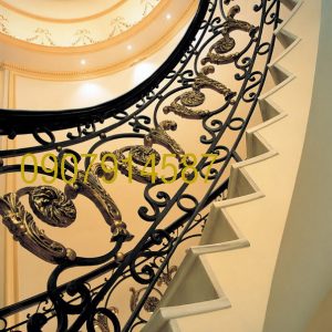Cầu thang sắt mỹ thuật
