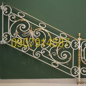 Cầu thang sắt mỹ thuật