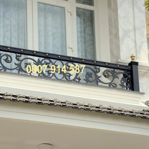 Ban công sắt mỹ thuật