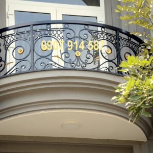 Ban công sắt mỹ thuật