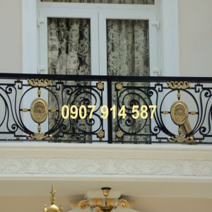 Ban công sắt mỹ thuật